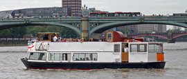 boat trip on the thames